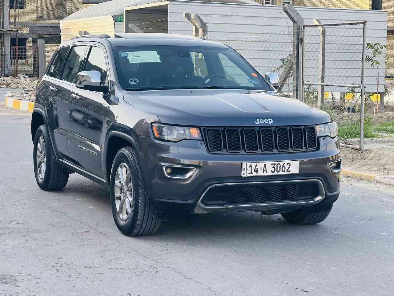 سلام عليكم 
جيب لاريدو 2020اصل رقم بصره بسمي وارد أمريكي بيه جاملغ وبنيد  تبديل مواصفات السياره بصمه فتحه  كشنات جلد جنطه كهربائيه توقف ذاتي شاشه ايباد ويل كروم حساس امامي خلفي لد امامي  منضومه زنون يدات نيكل داخل لونين 6سلندر سياره جاهزه مكينه وحداده وتبريد وتخم تاير كله ع وضع الشركه والاستفسار ع هذه الرقم *********** مكاني ناصريه السعر 210
