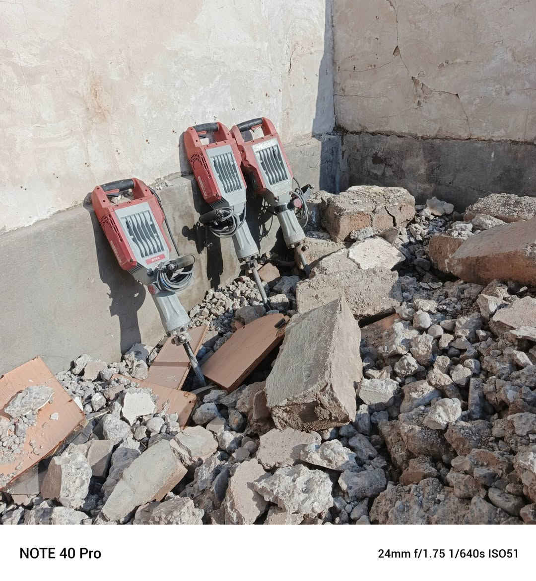 السلام عليكم كادر تفليش مثل ماموضح بالمقطع شغل درجة اولئ تحرير الحديد بالكامل بدون كص للاستفسار علئ الرقم 
***********
