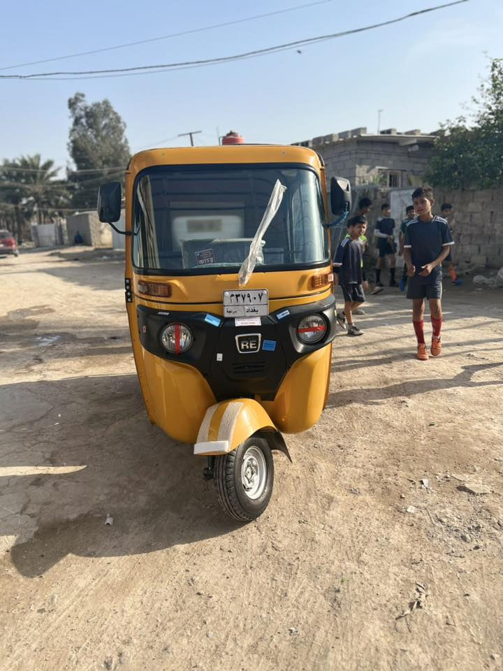 يالله السلام عليكم تكتك موديل 21 للبيع كفاله عامه رقم وسنويه جاهزه التكتك خير من الله كبل للشارع ربع متصرف عليهه مكاني بغداد الزعفرانيه السعر 8 ونص وبيهه مجال 
للتواصل واتساب ***********
