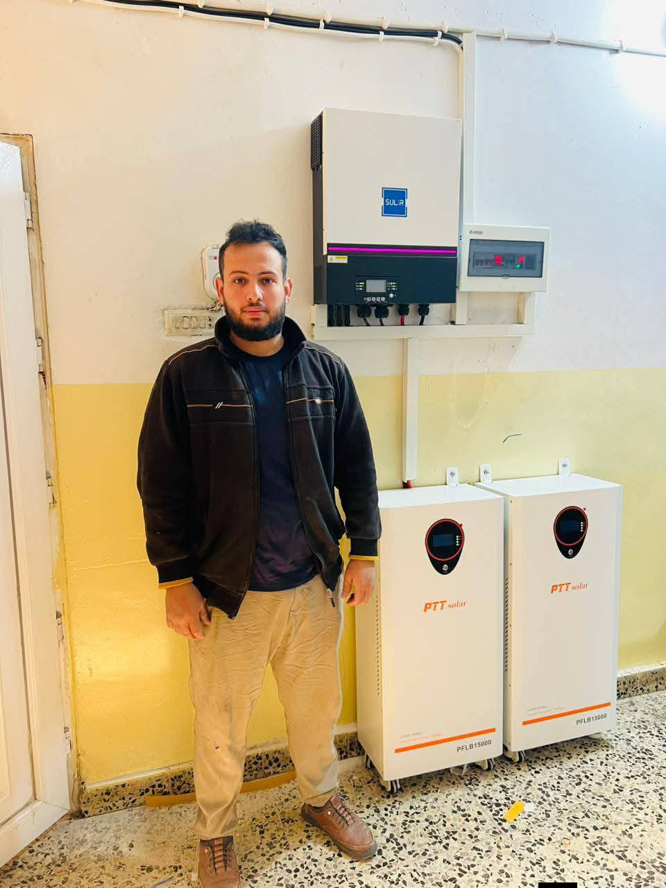 من عروض شركة الحجاب للطاقة الشمسية
✅🌟تم استبدال بطارية محلول سائل الى بطارية ليثيوم للعم (عبدالله الرشيد ابو براء)

 في الشرقاط اسديرة الفياض📍 

              ⚡بقدرة ⚡

30 _ امبير ليلي 🌙

✅ تظمنت المنظومة
 
2 بطارية ليثيوم من شركة(SOLAR) 
نوع  PTT   
                    15 كيلو واط عدد 2  🛑

بظمان 5 سنوات ✅  

____________________________________💰 أسعارنا مناسبة جدًا وتنافسية
🔎 تكدر تستفسر عن حجم الطاقة المناسب إلك
📋 ونوفر لك قائمة المواد مع الشركات المصنعة
📊 حتى تكدر تقارن وتتاكد من أسعارنا وبكل شفافية 
☀️ مع الحجاب… طاقة نظيفة، ثقة، واستمرار
_________________________________________

🔴نعمل ليلا 🌙 مع نهار،☀️

✅غايتنا أرظاء زبائننا  الكرام ومواعيدنا معهم ⚡✅

🎉حياكم الله في شركة الحجاب للطاقة الشمسية 🎉

الهاتف للأستفسار
 
*********** الاستاذ فرحان

العنوان_الشرقاط_اسديرة_الفياض
