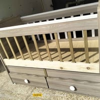 تخت اطفال خشب بي مجرات سلايت  قياسات العرض 66 ..طول 124  السعر 70  الر...