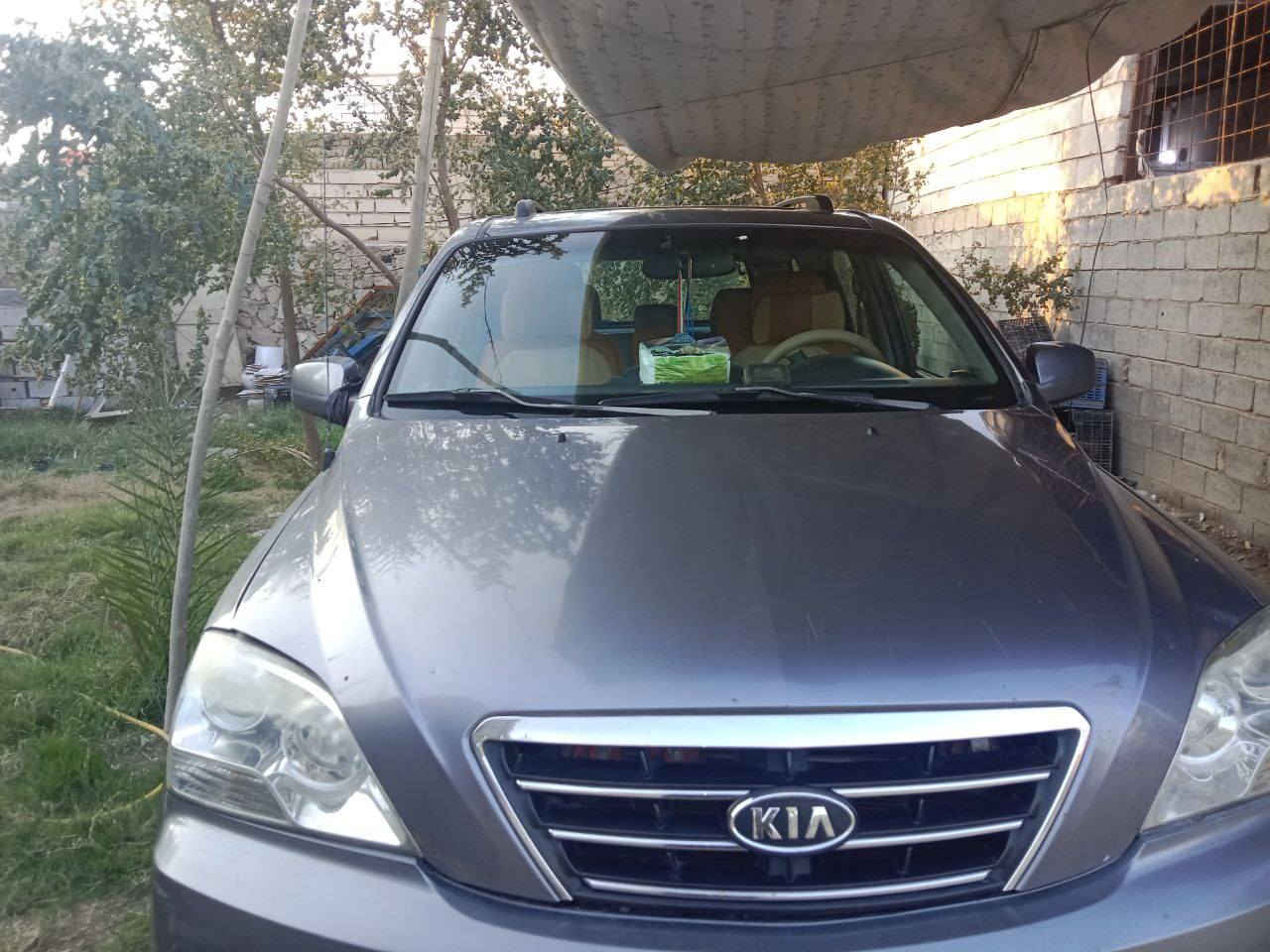 سياره سورينتو ٢٠٠٨
رقمهه بغداد انكليزي جديد

الكير والمحرك والتبريد مكفولات والصبغ للجماليه 

فتحه بالقماره كشنات كهربائي 

مكاني نجف الكوفه للاستفسار الاتصال على الرقم ***********
90 وبيها مجال
