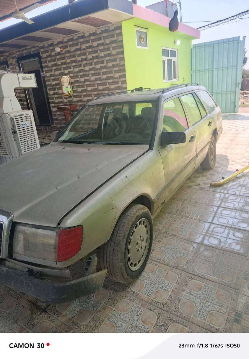 سلام عليكم
مارسدس ستيشن كير محرك VVT
الكير عل بك مرات يااخر
السعر ١٨ 
صاحبها موجود
رقم صلاح الدين الماني ورقي
***********
***********
