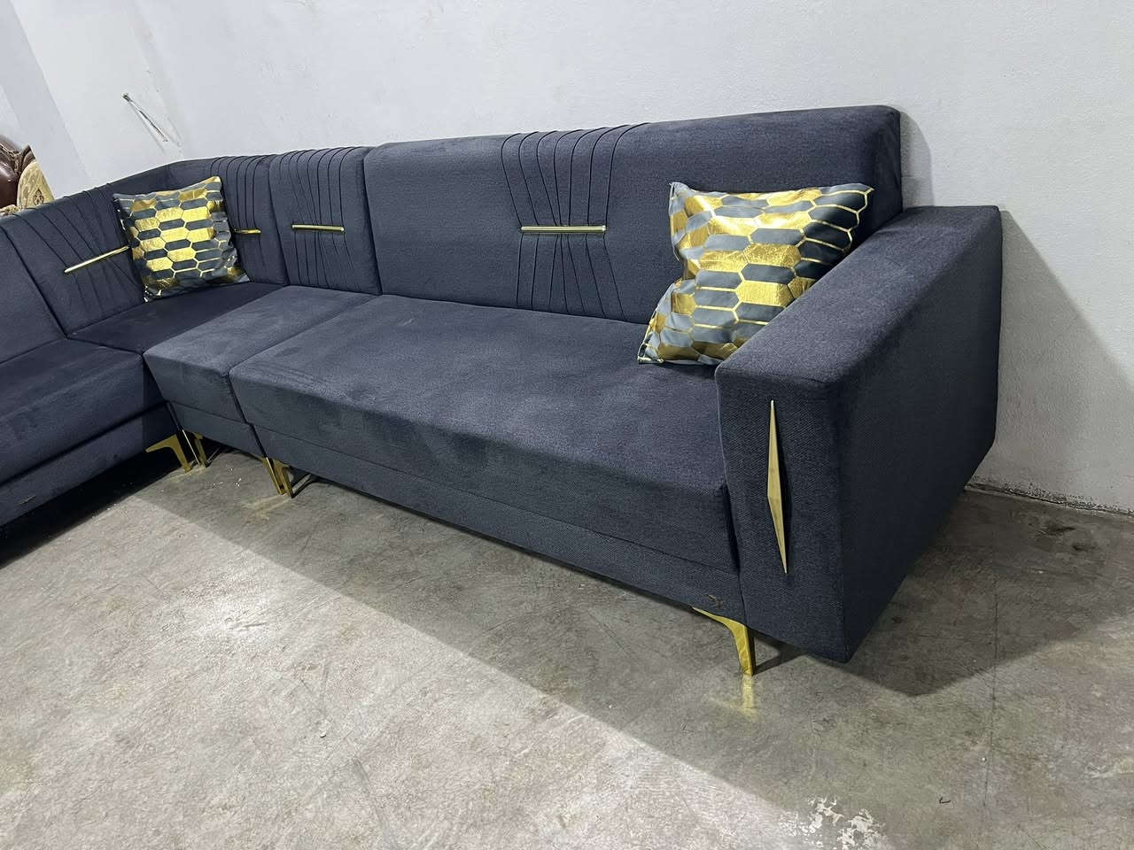 L
هاتینەوە بە ئێڵێکی ناوازە 10 نەفەری 
دەست کردە شتێکی زۆر تایبەتە زۆر تۆکمەیە
ژم***********
