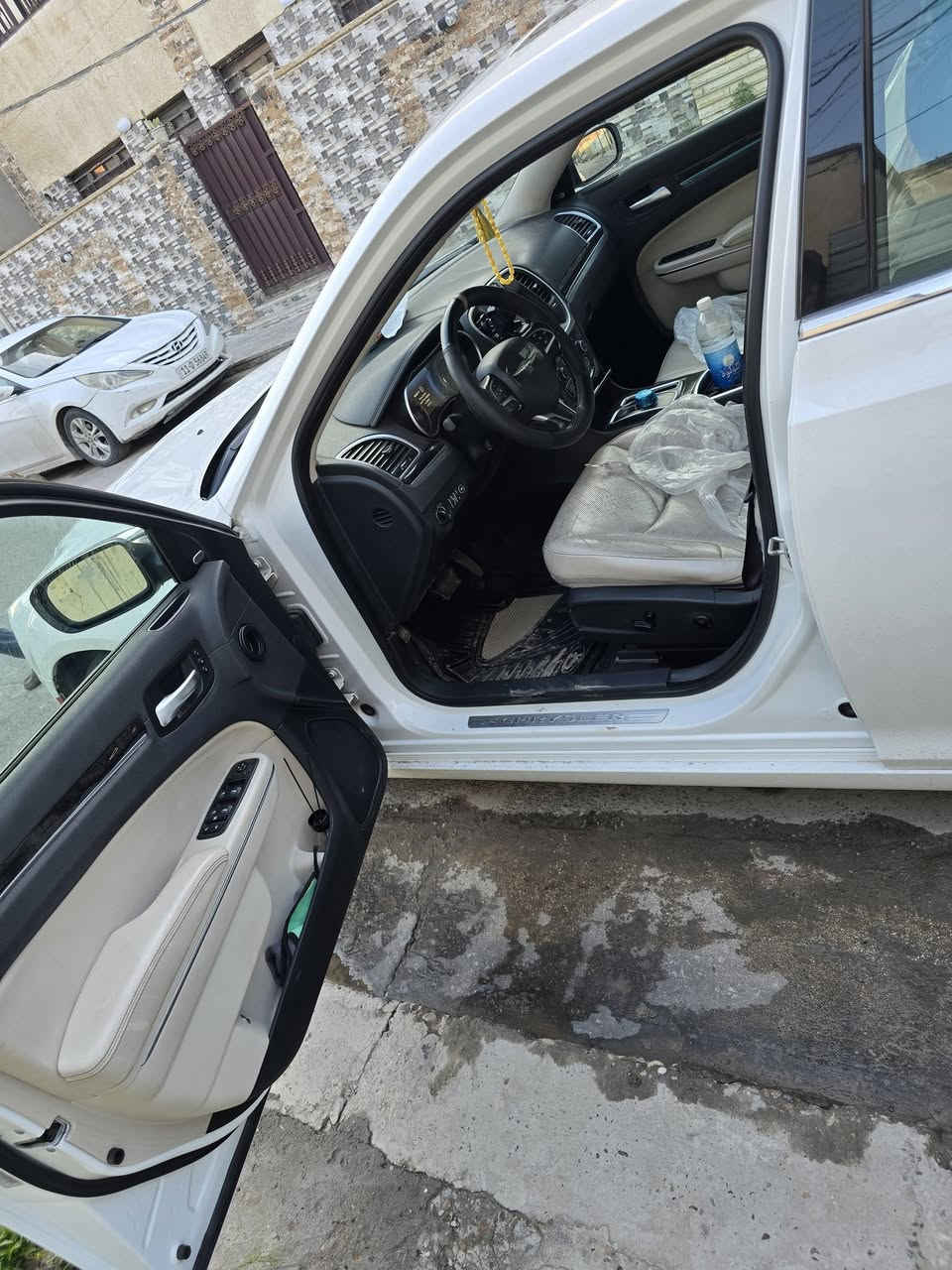 السلام عليكم اخوان،
اوباما2016كفالة عامة السيارة اخوان،السيارة باسمي اخوان تحويل ثاني يوم السيارة مكفولة من الشخط شرط الفحص مكان السيارة بغداد الكرخ لمعرفة التفاصيل الاتصال على الرقم ***********
