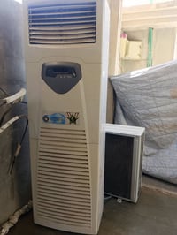 مكلف بل نشر بيع اغراض محل  سبلت كنتوري+ باترينا +عارضات عدد 2+مجمدات ع...