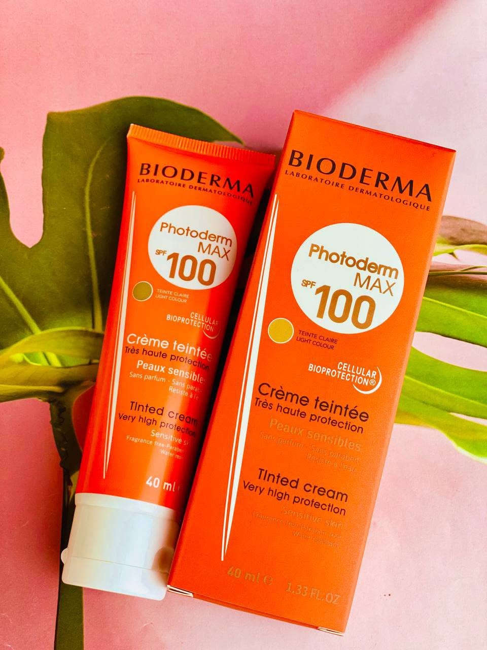 الواقي الشمسي وفونديشن الرائع من بيوديرما BIODERMA  PHOTODERM  MAX SPF 100 TINTED

✅يعطي حماية فائقة من أشعة الشمس للبشرة الحساسة والدهنية والمختلطة وكذلك ✅البشرة  التي تعاني من النمش والتي تتعرض لأشعة الشمس القوية.
✅يتميز بانه يحتوي على كريم أساس 
✅كما يعطي لون بديل لكريم الاساس و يغطي عيوب البشرة بالإضافة إلى الترطيب و الحماية 
✅كمايحتوي على مجموعة فيتامينات اللي تعطي للبشرة نظارة وإشراقة 
✅مقاوم للماء و يبقى فعالاً لفترة طويلة

#الأصلي فرنسي🇫🇷


**إذا كنت صاحب هذا الإعلان وتريد حذفه لأي سبب، رجاءا أرسل رسالة إلى الدعم الفني**