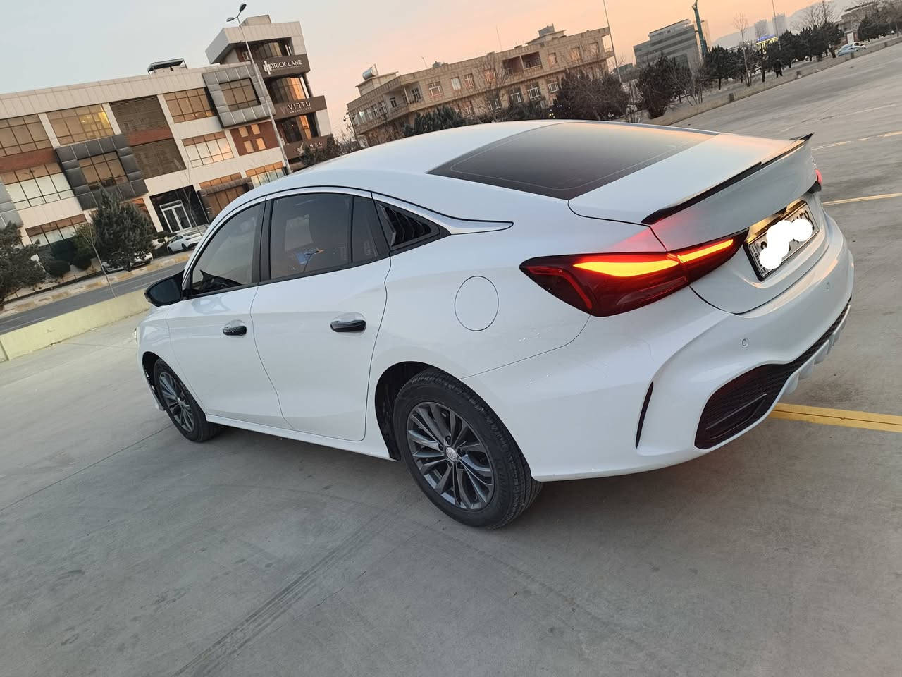 MG GT  2025
فول مواسەفات 
بۆیاخ تەنک 
شاشە فول ئەکتیڤ
بێ بۆ یاخو ساردو چاڵ و شوخت
٥٠٠٠ ڕۆشتوە
سەنەوی نوێیە
کامل جوانکاری بۆ کراوە
بەشەرتی تەحویلو غەرامە و هەموو شتێک

گۆڕینەوە بە سەیارە یەک بە دڵم بێت
بۆ پەیوەندی
***********
شوێن سلێمانی
