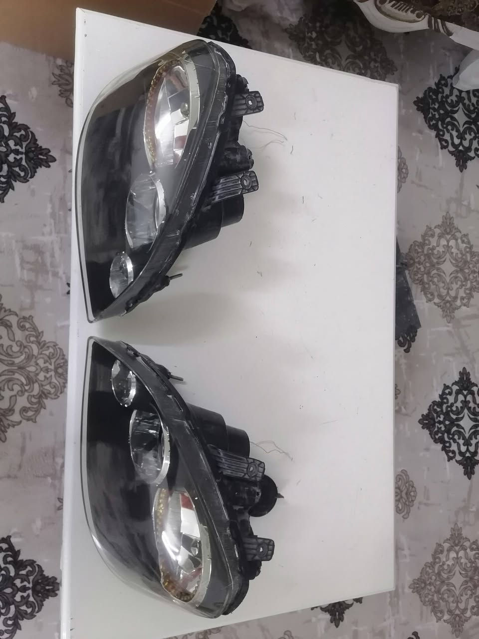 زوج لايت اوبترا مستعمل داخل اسود سبورت وبي ليد شغال اذا شراي عل خاص *********** واتس اب اكو توصيل
