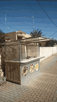 عرباته جاهزه مع الملحقات حديد مغلون ثقيل. طباخات اقتصاديه كل نقص مابيه ***********
