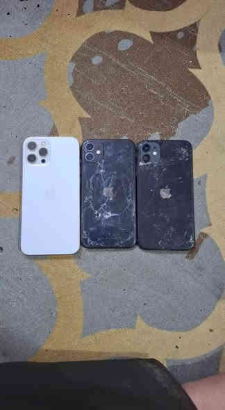 سلام عليكم
اجهزه عدد ٣

الاول 12برو ماكس 

شرق اوسط ماستر

ذاكره 256بطاريه77

كله شغال الجهاز فيس ايدي ✅️سيمكرت✅️واي فاي ✅️اتصال ✅️

شاشه 3خيارات مستبدل الباقي مكفول 

السعر 375وبي مجال بسيط

الثاني 11عادي 

ذاكره 64بطاريه 100مستبدل

الون الاسود الجهاز مستبدل فقط بطاريه 

والكامره رقم ١ بيه غواش قليل 

الباقي مكفول فيس ايدي✅️اتصال ✅️سيمكرت✅️

كله ششغال السعر 175وبي مجال 

الثالث 11عادي 

ذاكره 64بطاريه 98مرفوعه

الون الاسود الجهاز مستبدل فقط بطاريه 

والكامره بيه غواش 

الباقي مكفول فيس ايدي✅️اتصال ✅️سيمكرت✅️

كله ششغال السعر 175وبي مجال 

شاشه 3خيارات مستبدل الباقي مكفول  مكاني بغداد مدينه الصدر متواجد واتساب ***********يرهمن مراوس
