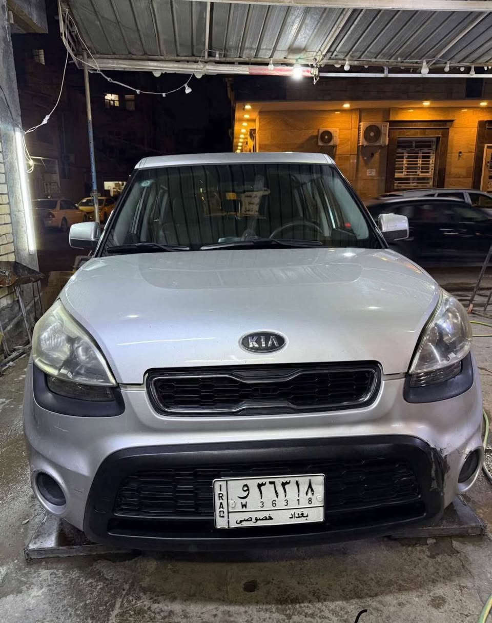 2012
وارد امريكي 

ماشيه 135

محرك GDI

رايدها ب 84 وبيها مجال حك الجيه 

السونار موجود بصور 

***********
