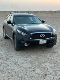 2017 Qx70 كفالة اتصال  07721993396
