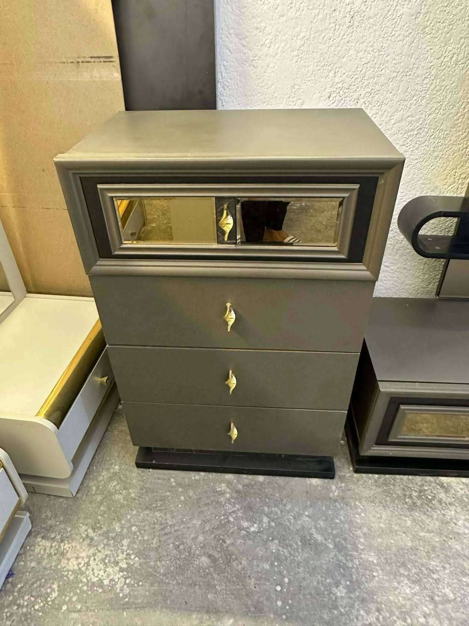 غرفة تركية للبيع ستفسار سكرين وخاص


**إذا كنت صاحب هذا الإعلان وتريد حذفه لأي سبب، رجاءا أرسل رسالة إلى الدعم الفني**