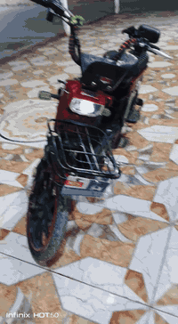 دراجة كهربائية • نظيفة • حلوة