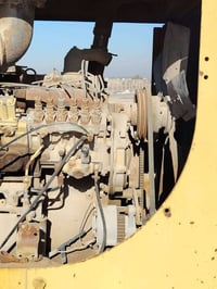 كاتربيلر • معدات ثقيلة