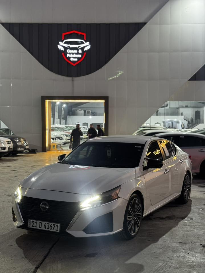 السلام وعليكم
Nissan Altima 2023 SV

مواصفات الـSV المعروفة

حادثها ربع بنيد بـ أمريكا

وهنا صار نص جاملغ خلفي صبغ

بدون دواخل

ايرباك فقط برده طاك

ماشيه ٦٩ الف ميل

سنويه ورقم جديد بأسمي

السعر (١٧٤) وبيها مجال بسيط حك الجيه

عنوان قضاء كلار

***********
