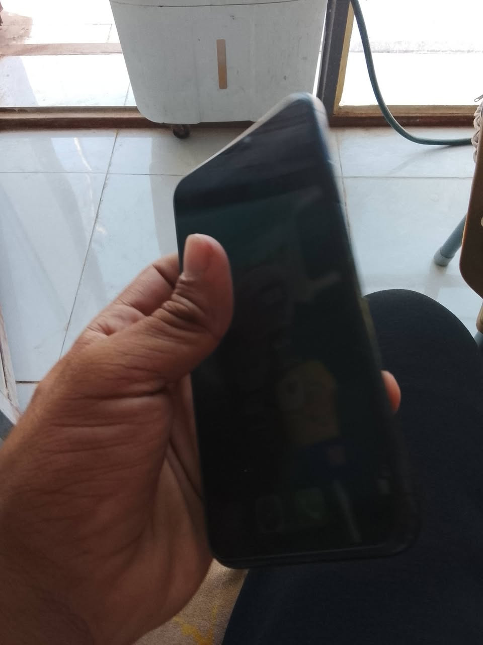 ايفون 11ابرو ماكس برغي ممفتوح بي سعر 300 تواصل وتساب ***********
