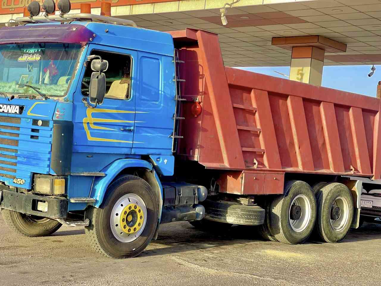 لكزز للبيع نضيفه محرك 143
مكاني بصره اتصل واستفسر ***********
