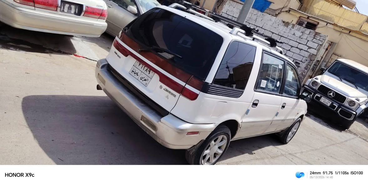 سڵاوی خوای گەورە لەهەمولایک مسیوبوشی ستیشن حەونەفەری بوفروشتن مودیل 1992گیرعادی حیزام بۆیاخە بۆجوانی بێدەعمولێ دراوی گیرومەکینەی کارەبایی بەشەرت سەنەوی بەسەرچوە شوین سلیمانی سعری 42گەڵاو مەجالیکی کەم ***********..*********** السليمانية, العراق
