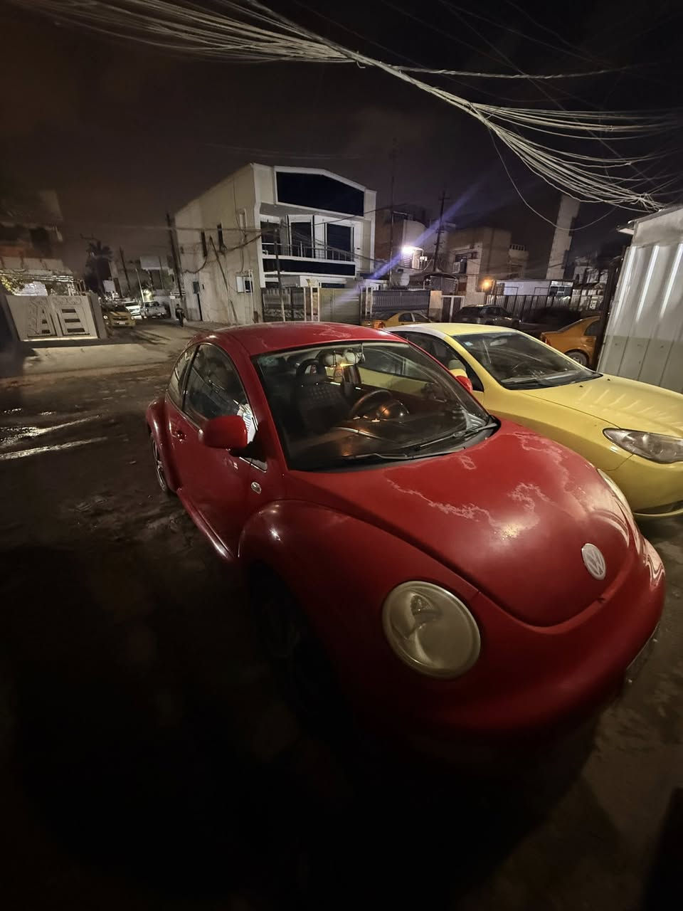 السلام عليكم
بيتل 2012للبيع رقم بغداد جديد

مكفوله من الضربه والصبغ 

كير مكينه جدد

سنويه لل2030

***********
