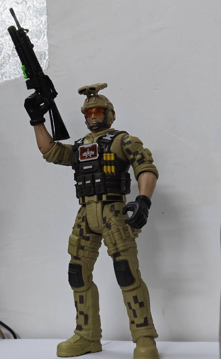 متوفر للبيع.....
مجسم شخصية ميج -رينجر -سولجر فورس من آمزون
المواصفات: 
مجسم لعبة اكشن مفصلية بالكامل 
تأثيرات ضوئية وصوتية واقعية 
ملحقات سلاح بندقية عدد 2 
الطول 32 cm 
,للحجز والاستفسار مراسلة الصفحة على الخاص


**إذا كنت صاحب هذا الإعلان وتريد حذفه لأي سبب، رجاءا أرسل رسالة إلى الدعم الفني**