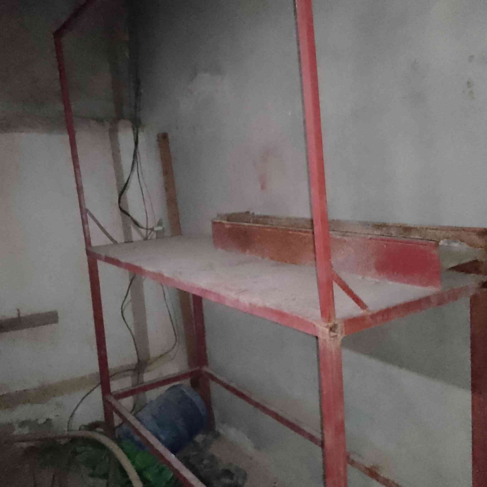 السلام عليكم
مشوايه كباب مستعجل على بيعتها
عرض متر ونص
والطول متر 
مع 34 شيش جديد (فافون) 
مع باور هوة حجم كبير جديد
السعر 140الف وبيها مجال 

***********
.

.
***********
