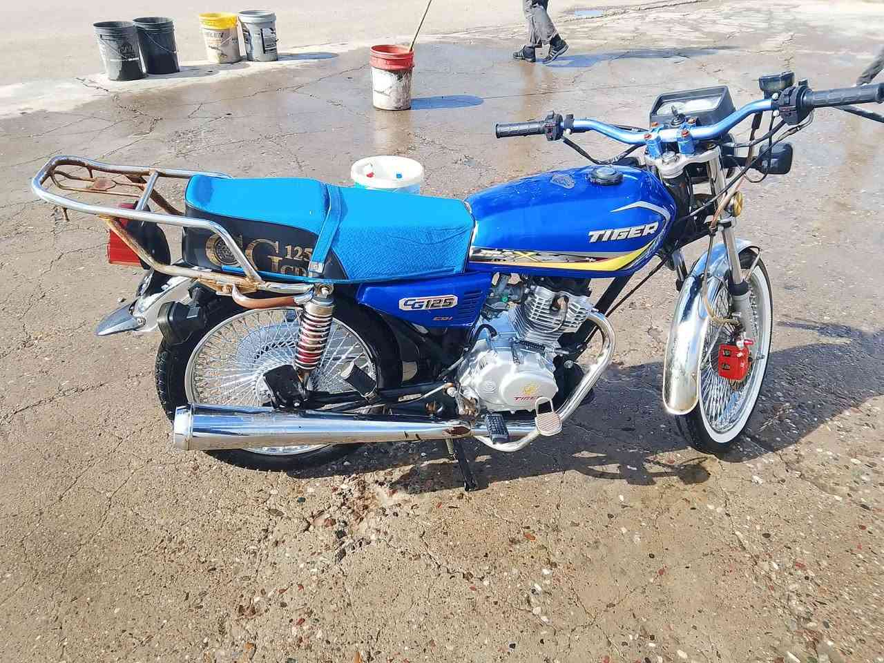 ماطور تايكر 2024 مكينه شرط مامفتوحه مكينه شرط لاصرف ولانفخ ماطور بعدو كلجات الشركه منفيس موجود دسك امامي شغال ***********
