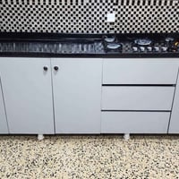 كاونتر MDF • طباخ شغال • ميز طعام