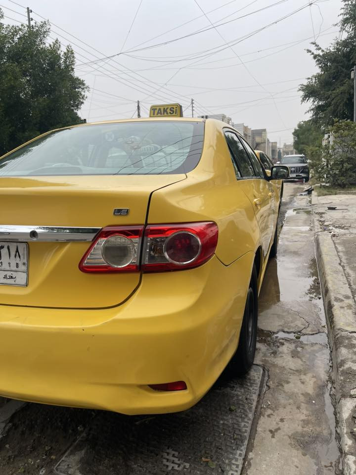 من رخصه الدمنيه كورلا 13 للبيع سياره مخدومه خدمه كامله مكينه 19 جديده حداديه جديده مدوشمه عامه حدثه جاملغ وبنيد بدون دواخل السعر 128وبيه مجال بصيط ملاحضه مكلف بل نشر ***********
