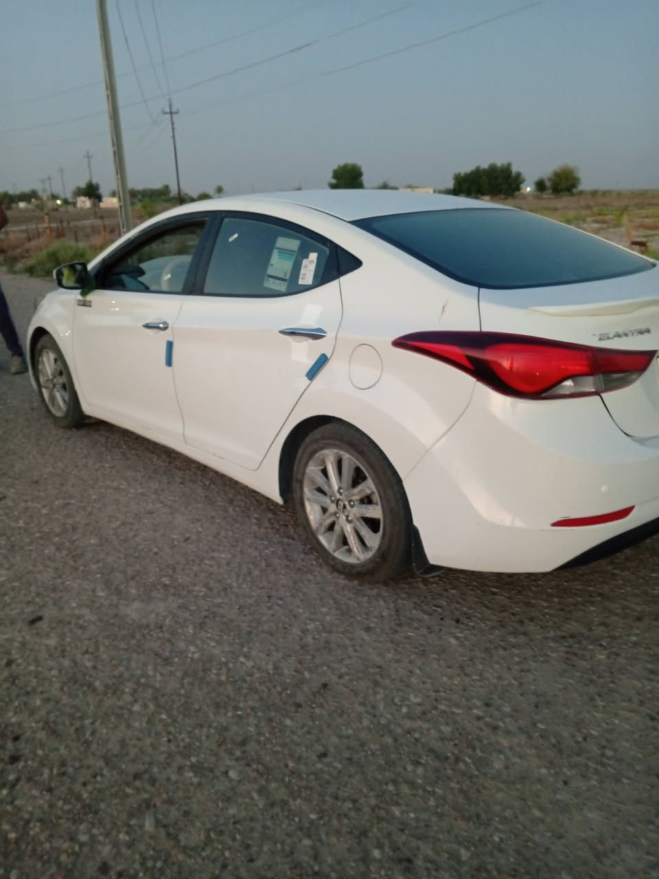 السلام عليكم لانتره  خليجي موديل 15 كفاله  محرك 1800 سياره جاهزه  فول مواصفات سعرها 130 مكان الناصريه  لاستفسار على الرقم  ***********
