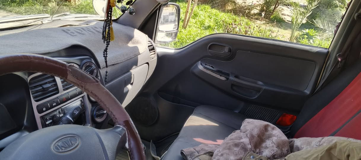 السلام عليكم شباب سياره للبيع مكينه وكير مسكر موديل 18 سياره جاهزه من كل شيء كير ماكينه تبريد ثلج حداديه سياره سعرها 52 مجال قليل #اني مكلف بالنشر @هذا الرقم التواصل-----***********
