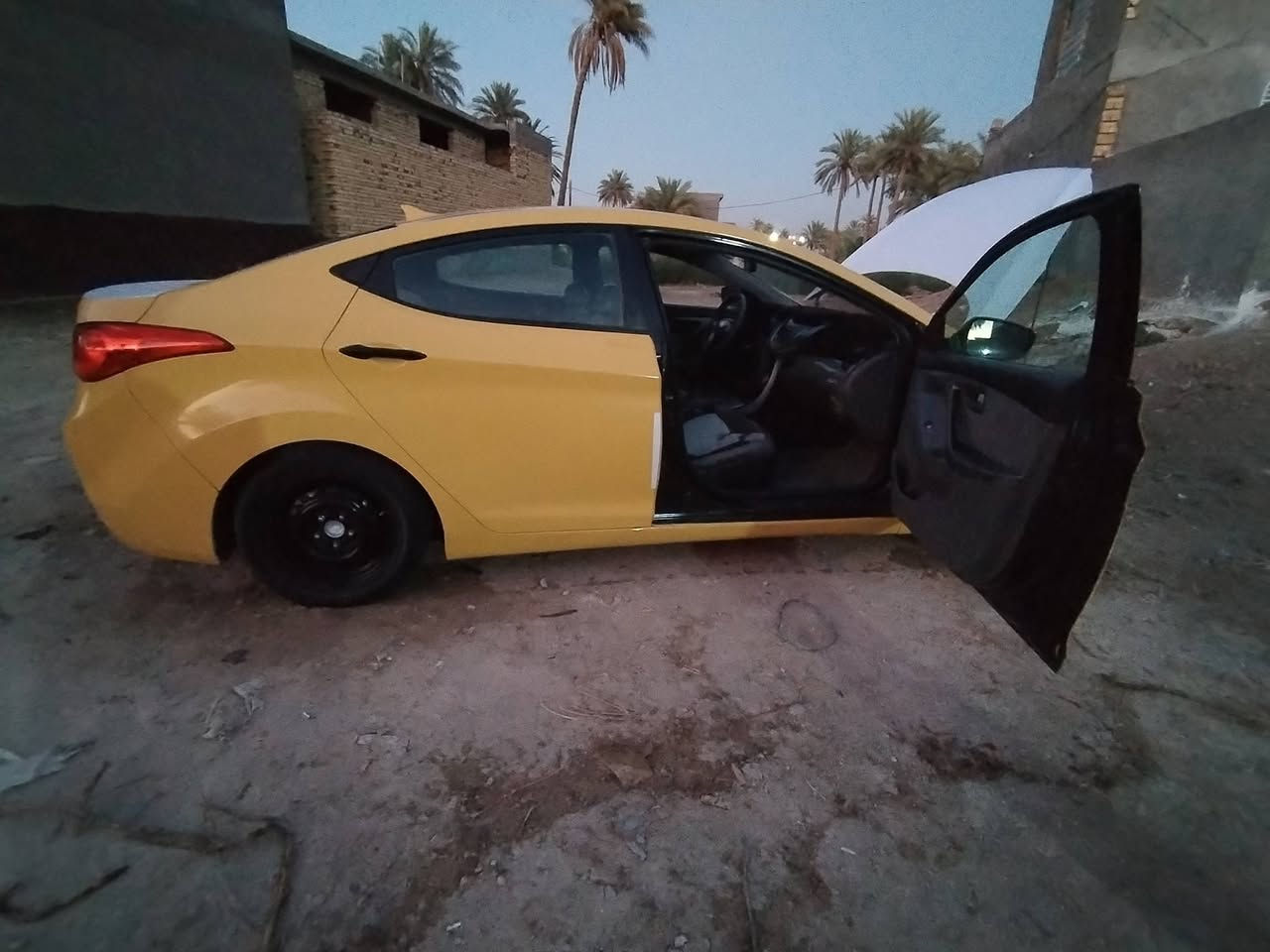 سلام عليكم البيع سياره انتره 2012 فقط جاملغ وراد امريكي سياره جهازه 1800 لا تنقيص ولا تبخير راقم كربلاء سياره صاعده هزه مكانه بابل *********** اذه اكو مرواس بسياره راس ثور
