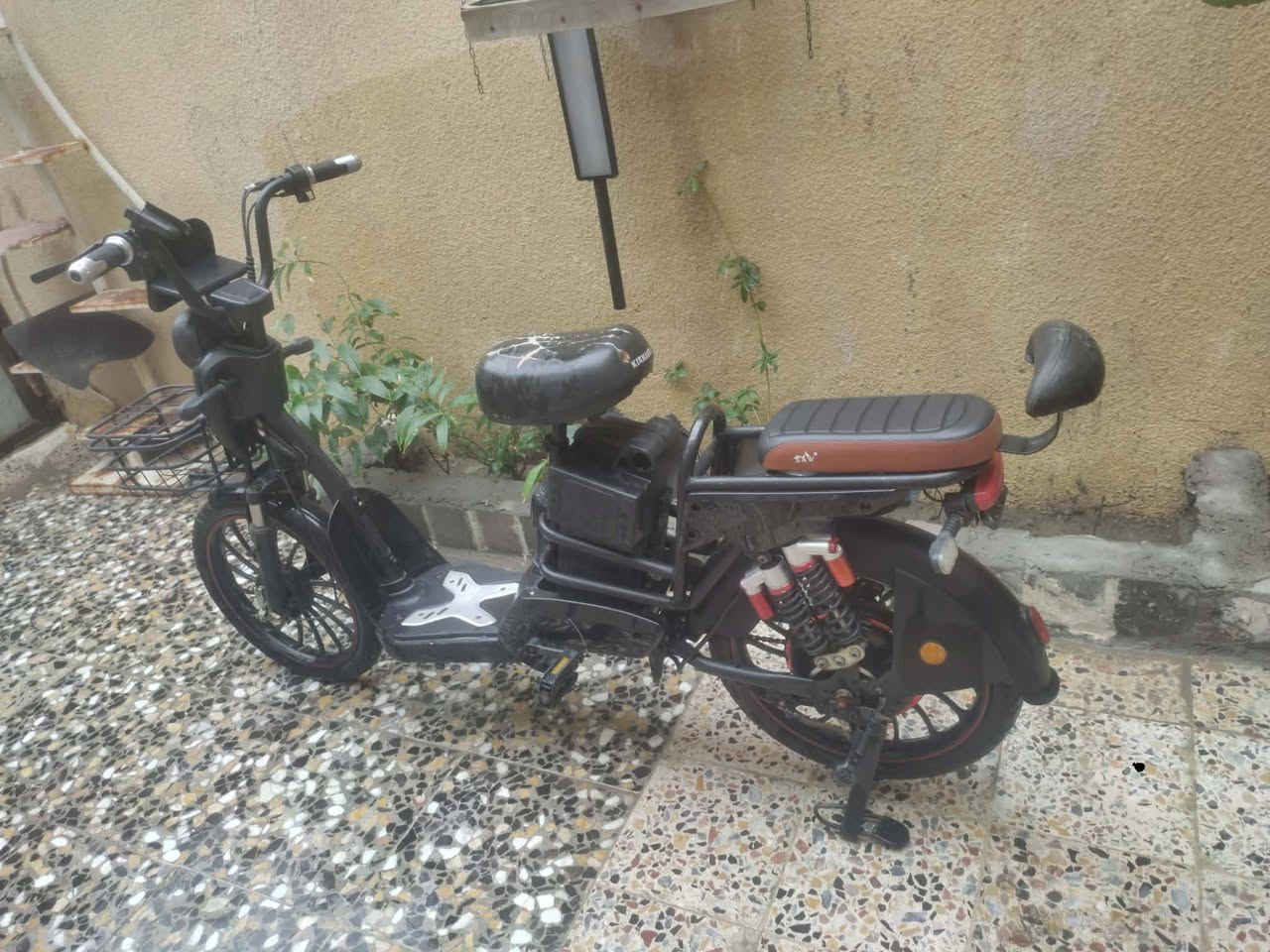 باسكل شحن ٤ بطاريات جدد
السعر ١٨٠


**إذا كنت صاحب هذا الإعلان وتريد حذفه لأي سبب، رجاءا أرسل رسالة إلى الدعم الفني**