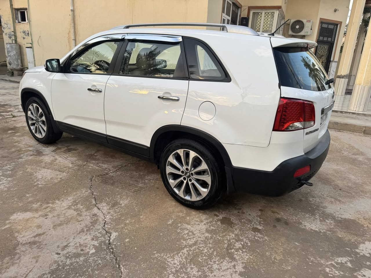 للبيع سورنتو 
مديل 2013

سنويه مجده بسمي مشروع وطني 

كير مكينه مكفوله 

السياره مكفوله كفالة عامه

السعر 160 وبيه مجال 

***********

عنوان ديالى
