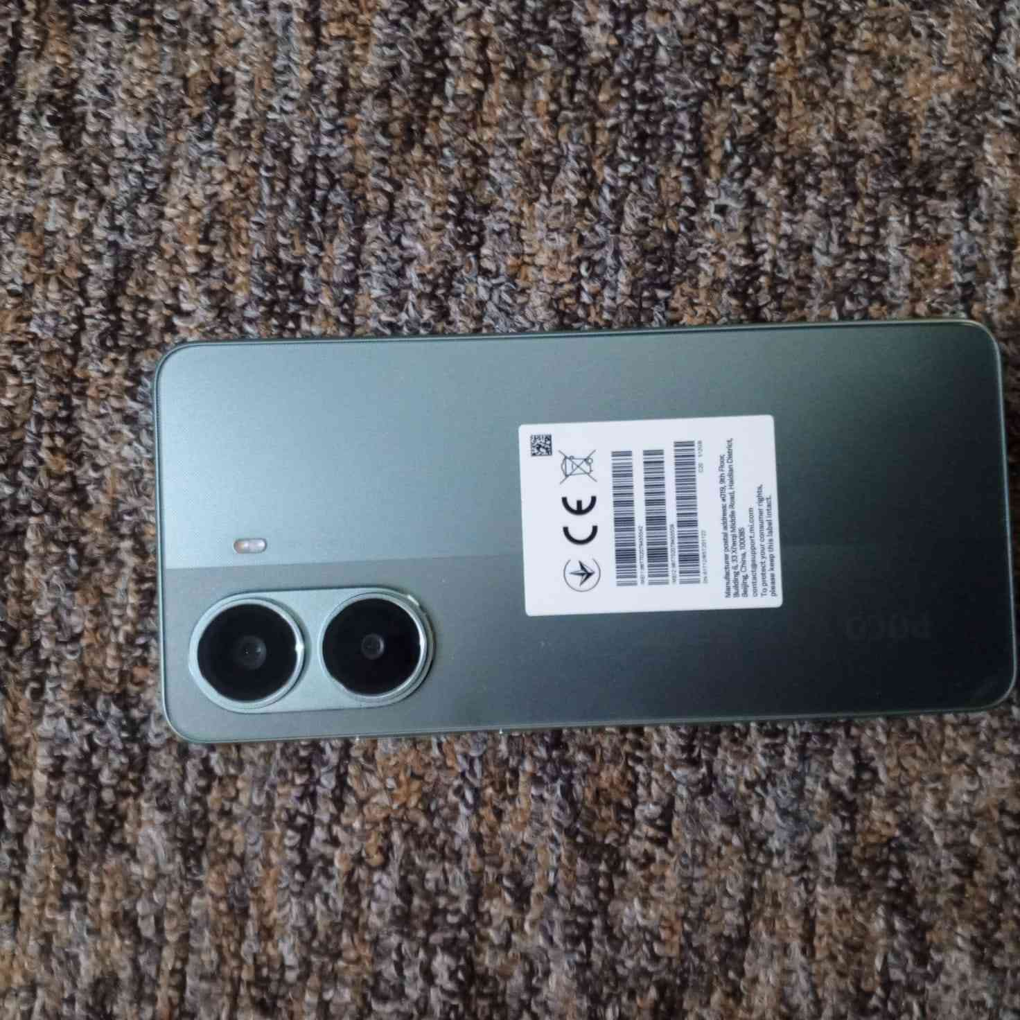 سلام عليكم تليفون بوكو x7برو ذاكره 512 ماصارلي 15 يوم من شتريته فول نضافه زلغ مابي حت لزگه( 120 )  فريم سلاسه فول  ماشادها سعر 500 شراي يتصل ***********
