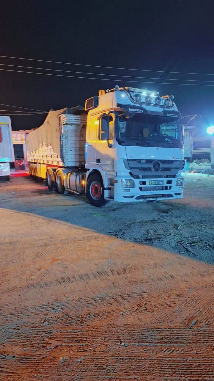 سلام عليكم كتروز لبيع مديل2015حجم4426عرجه رقم سليمانه مربوطه عربانه جناب
***********
***********
