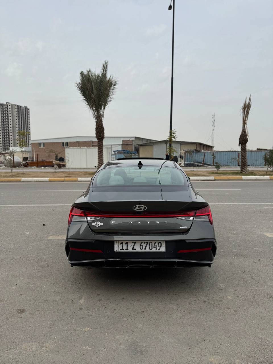 النترا موديل 2024 هايبرد فول مواصفات
✅فتحة
✅بصمة
✅رادرات امامي جانبي خلفي
✅كراسي خزن
✅كراسي كهرباء
✅كراسي تدفئة+تبريد
✅انظمة قيادة متعددة
✅اوتو هولد
✅هاند بريك بصمة
بعد ماعرف شبيها سوالف وملاعيب
السيارة اني كصيتها ع ايدي 
ضربتها بنيد وجاملغ مكفولة من اللغد والشاصي 
سونارها موجود 
رقمها بغداد باسمي
السيارة عارضها ب150 ورقة (دفتر ونص) لو ما متوازي مابيع بهيج سعر والله 
مكاني بغداد حي الحسين 
***********
