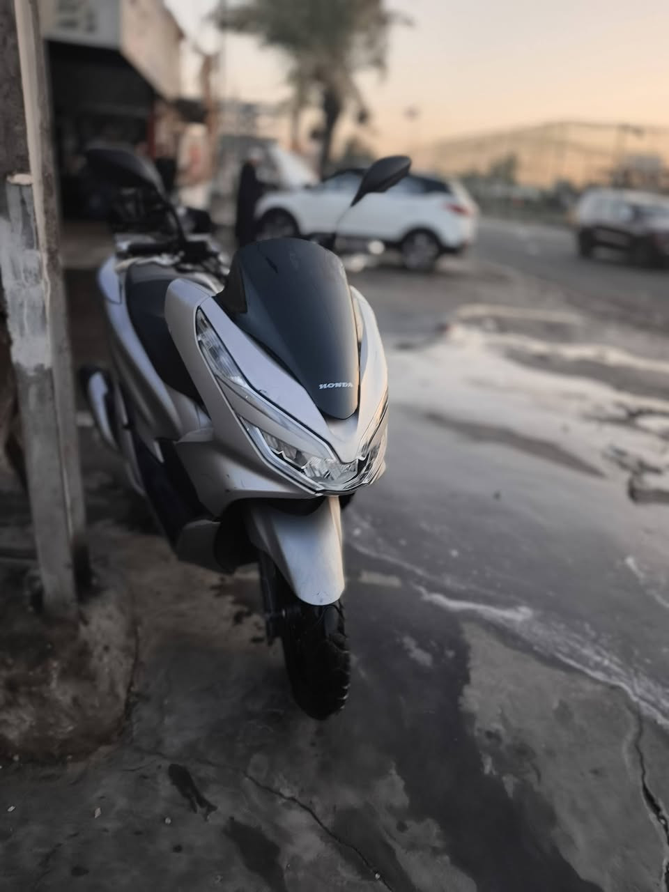 سلام عليكم
PCX جيل ثالث دراجه لوك بالجيس نظيفه
مكانها مدينة الصدر
رقم *********** 
السعر خاص
