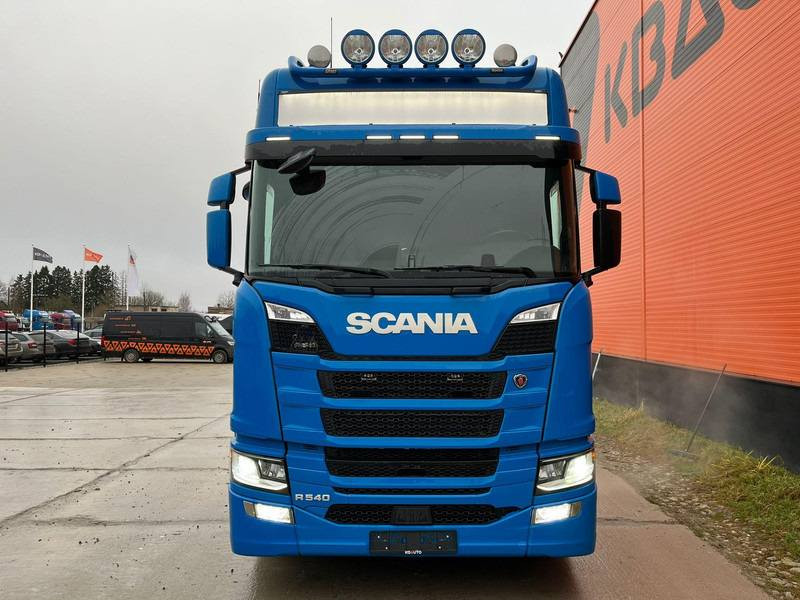 Scania R 540
سنة الصنع 2021 
ممشى 646.000 كم 
ناقل حركة أوتوماتيكي 
قوة المحرك 540 حصان 
نظام المحور 6x4
رتايدر كامرة 
حساسات ثلاجة 
شاصي باج 
السعر 530 ورقة 
شامل كمرك ونقل


**إذا كنت صاحب هذا الإعلان وتريد حذفه لأي سبب، رجاءا أرسل رسالة إلى الدعم الفني**