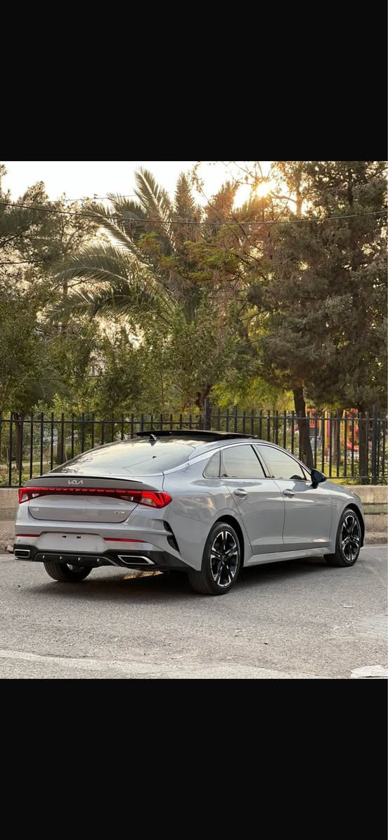 کوردی / تەنها فرۆشتن 
گـــــــۆڕینەوە ناکەین 

Kia K5  GT Line 
•مۆدێل/ ٢٠٢٣ / ٣٤ هەزار چووە 
•فوول مواسەفات ناو سۆر بلادی 
•کوشین ( هیتەر ، جلد ، کارەبا )
•بەسمە و پانۆڕاما ، کامل ڕادار
•شاشە گەورە و کامیرە زۆر مواسەفاتیتر 
•تەنها بۆنیت سبوغ ، شاسی بە شەرت نەیگرتووە 
•ئەێرباگ تەنها سوکان سیستەم
•کاتی نەشکاوە ٢ مانگی لەگەڵە 
•نرخ / ١٩٥ $$
• بۆ پەیوەندی (***********) أربيل, العراق
