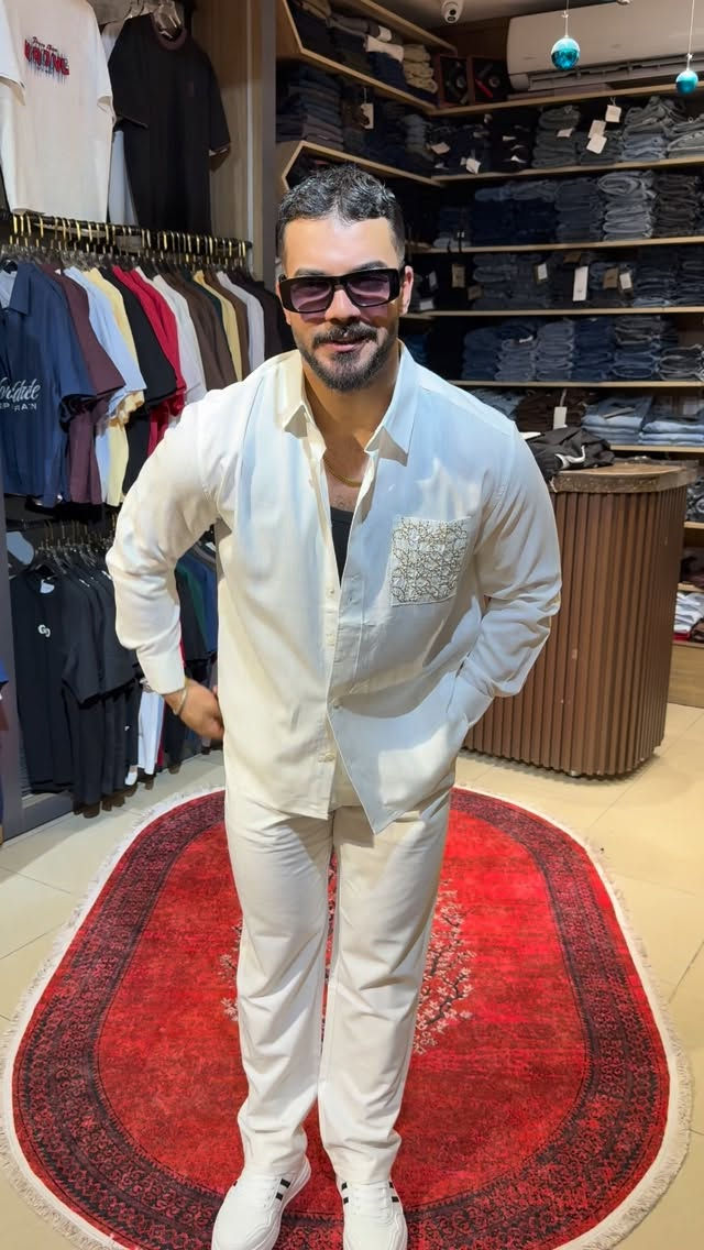 لمعرفت السعر مراسلت الصفحه✅
ميّزي بأجمل الإطلالات العصرية ✨
بتعاون مميز يجمع
أزياء AM 🤍 VIP
الصيفي بلّش ويانه 🫣☀️
ستايلات خفيفة، ألوان راقية، وأناقة تكمّل حضورك

📦 متوفر توصيل إلى جميع محافظات العراق

العنوان🤍
الفرع الاول: العروبة ساحه الايراني مجاور عطور نور الزهراء.
الفرع الثاني: شارع اكد مجاور مرطبات الساقي 

للاستفسار
***********
***********
