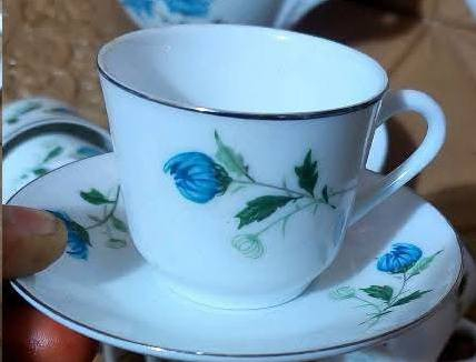 سيت فناجين اسواق مركزيه جدد لوك 💯💯


**إذا كنت صاحب هذا الإعلان وتريد حذفه لأي سبب، رجاءا أرسل رسالة إلى الدعم الفني**