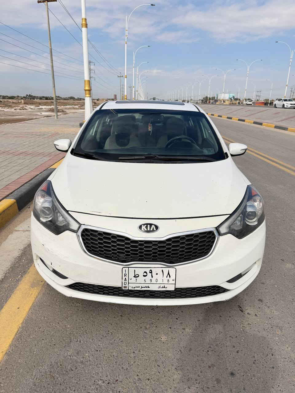 كيا فورتي موديل 2016 تشغيل بصمة نظام ترحيب مراية جانبية شفط تدفئة بالكشنات تحكم كامل بالستيرن تبريد قطعتين وارد كندي حادثها بنيد مبدل اريباكات سليمة فيها صبغ الچاملغات والابواب الأمامية السعر ١٠٨ وبيها مجال قليل السيارة بالسماوة.
للتواصل ***********
