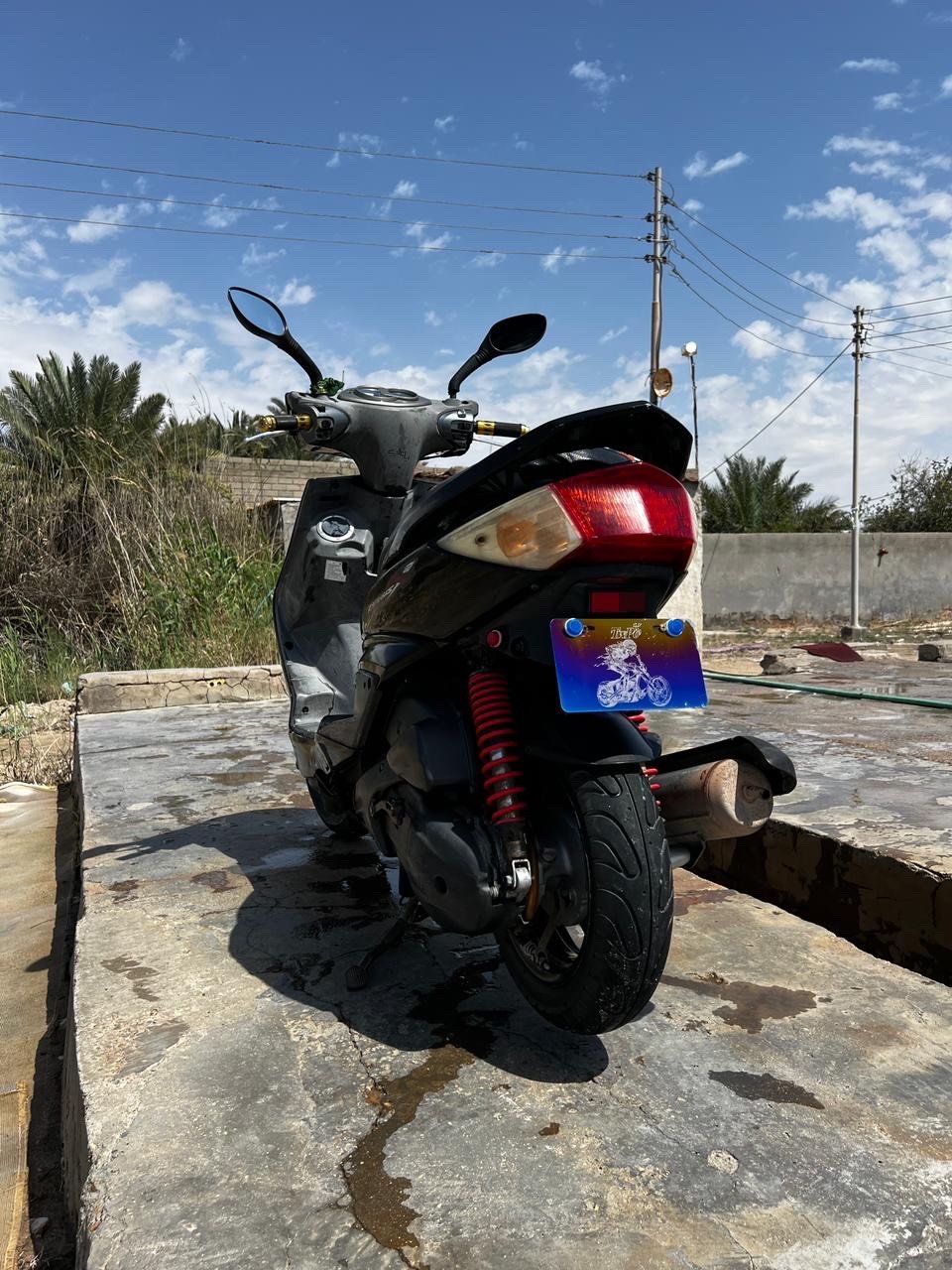 للبيع دراجة نارية في البصرة
الدراجة اشتريتها حاوية , اشتريتها بمبلغ مليون و400 ألف دينار. بعد فترة تبين انو شخط بستم وكان سبب نقص الدهن، وتم إجراء تجفيتة كاملة للمحرك بشكل أصولي, والدراجة حالياً شغالة بصورة جيدة.
استخدام شخصي, وبها بعض الآثار البسيطة من الاستخدام والسقوط الخفيف كما موضح بالصور.
السعر المطلوب: 900 ألف دينار, وقابل للنقاش بالمعقول للمشتري الجاد.
للاستفسار أو المعاينة على الخاص.
رقم الهاتف ***********