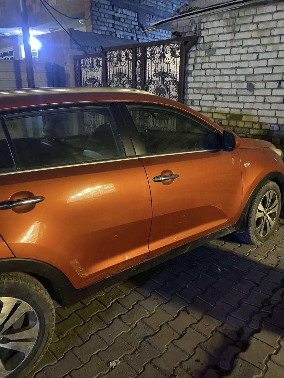 سياره سبورتج عاليه 2014 للبيع مكفوله كفاله عامه  ***********
