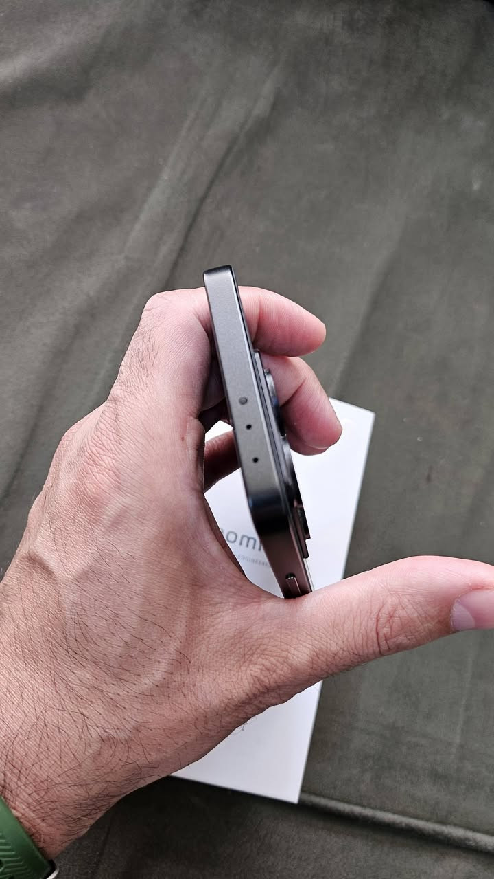 جهاز xiaomi 14T  جديد مستخدم يوم 1 فقط دبل سيم كارت + سيم الكتروني ذاكرة 256 رام 12 معالج  ميديا تيك دايمنستي 8300 الترا داخل الباكيت فقط الكفر الاصل .. السعر 450 مكاني بغداد جانب الكرخ


**إذا كنت صاحب هذا الإعلان وتريد حذفه لأي سبب، رجاءا أرسل رسالة إلى الدعم الفني**