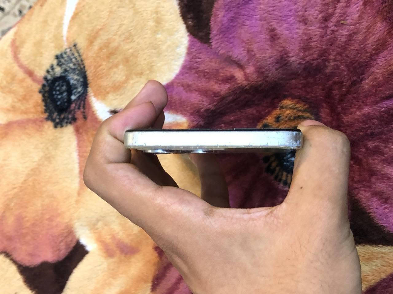 سلام عليكم
realme c53
للبيع 
نضيف ومكفول بي ضربه بالشاشه قويه بس ما مأثره عليه وشويه حراره مراوس بايفون لو للبيع سعره 100الف فقط قفل قفل قفل شراي تعال مراوس ايفون تعال رقم 
***********
