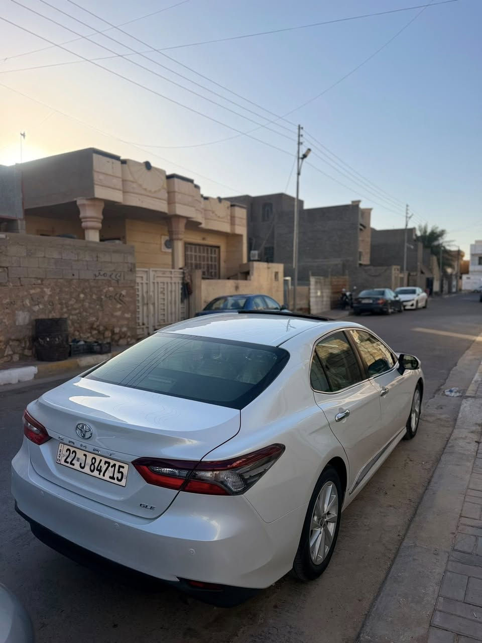 السلام عليكم كامري موديل 24 بانزين فول موصفات سياره ماشيه 118 km سياره حيل جديده بيه دعاميه صبغ فقط سعر سياره 225 بيه مجال بسيط مكان سياره الرمادي رقمي ***********
