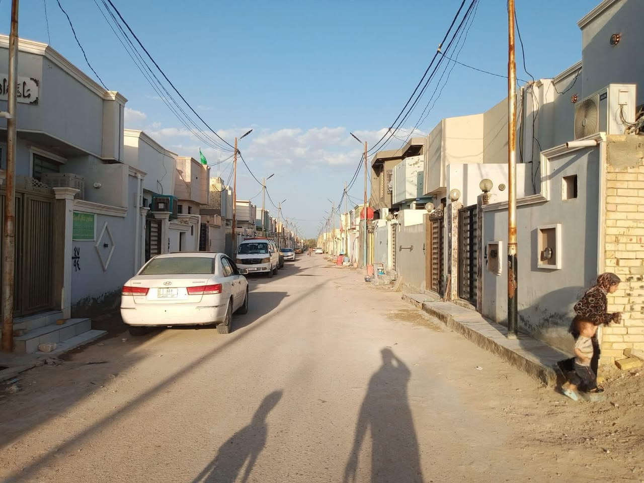 🏡دار للبيع🏡

المساحة:105 متر 

✅ #طابو_زراعي_سند_25_أقرار_محكمه

السعر: 39مليون  (مع المجال)

الموقع: النجف شارع الصب عمود327 #أ

مواصفات البناء:

غرفه نوم وصاله ومطبخ واستقبال حمامات داخليه وخارجيه وكراج 

بناء مرتب (أساس + سقف كونكريت + طابوك)

أرضية بورسلين أبو الـ 60

الخدمات:

ماء كهرباء مدارس سوق تبليط مولد

للاستفسار والاتصال:

***********
